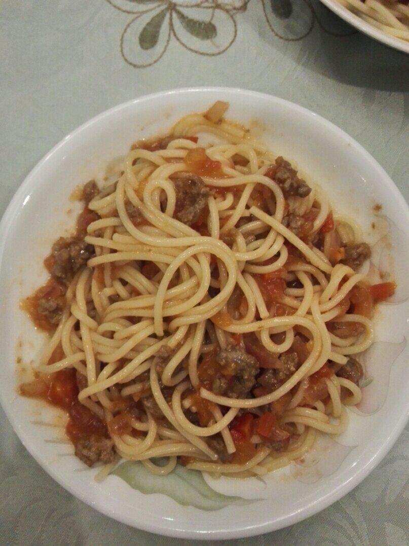 番茄肉酱意大利面