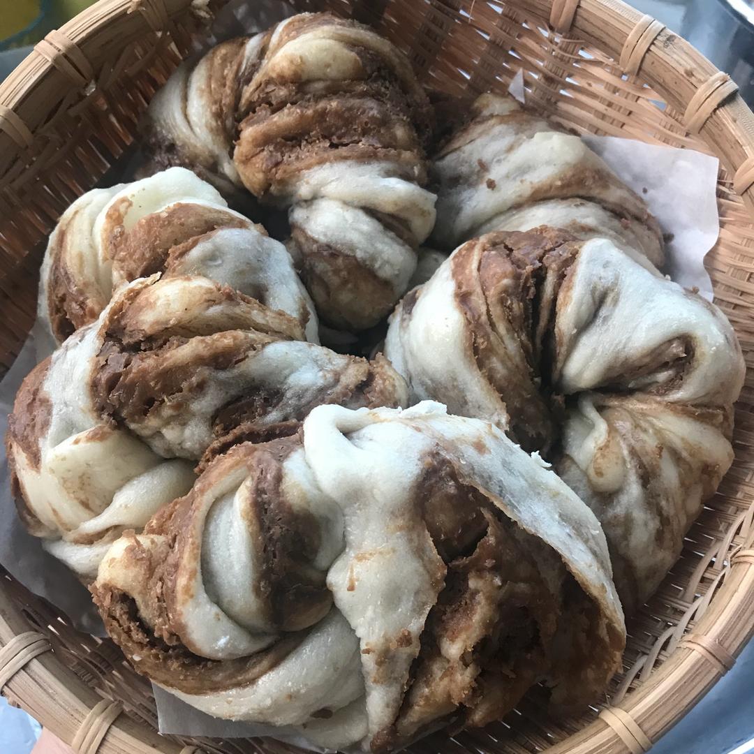 堂妈教你做麻酱黑芝麻花卷