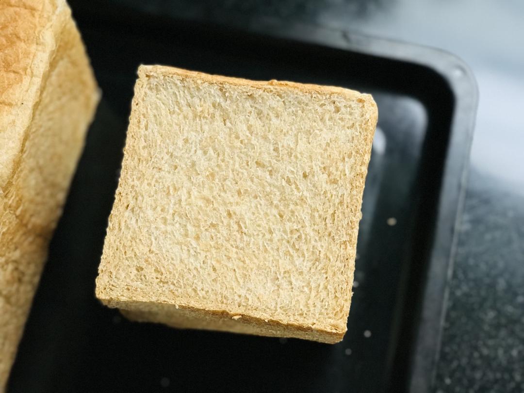 60%粗全麦吐司