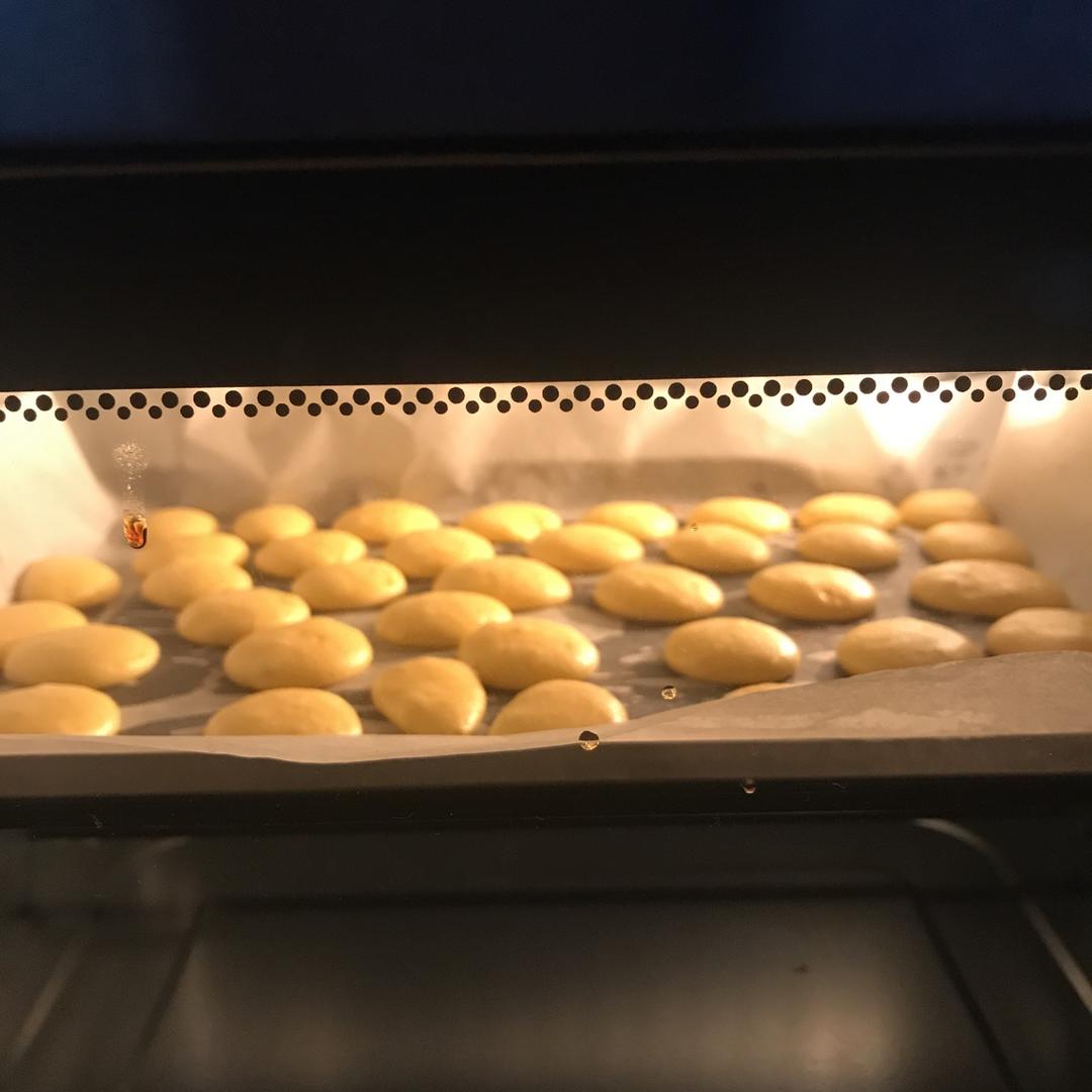 鸡蛋小饼干