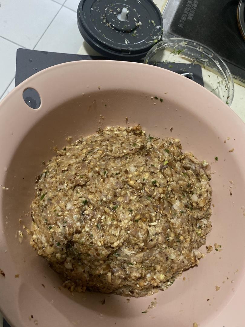 香菇肉馅饺子