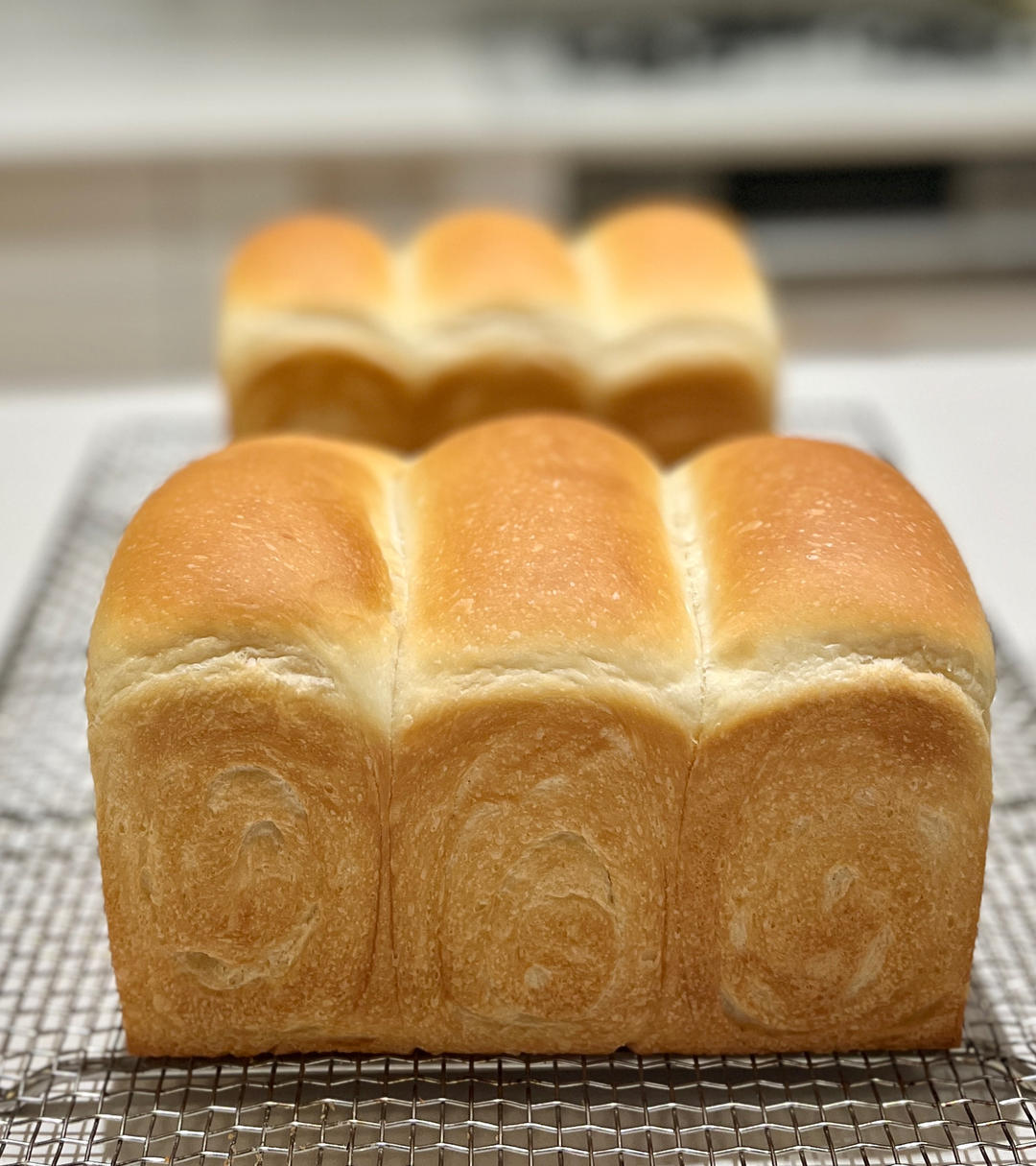 软到拿不起来的生吐司