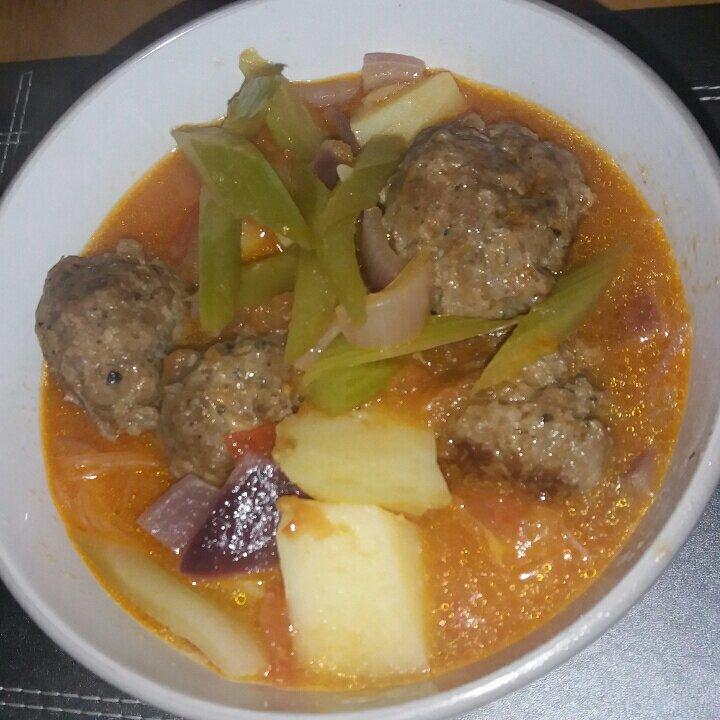 番茄土豆牛肉丸子汤