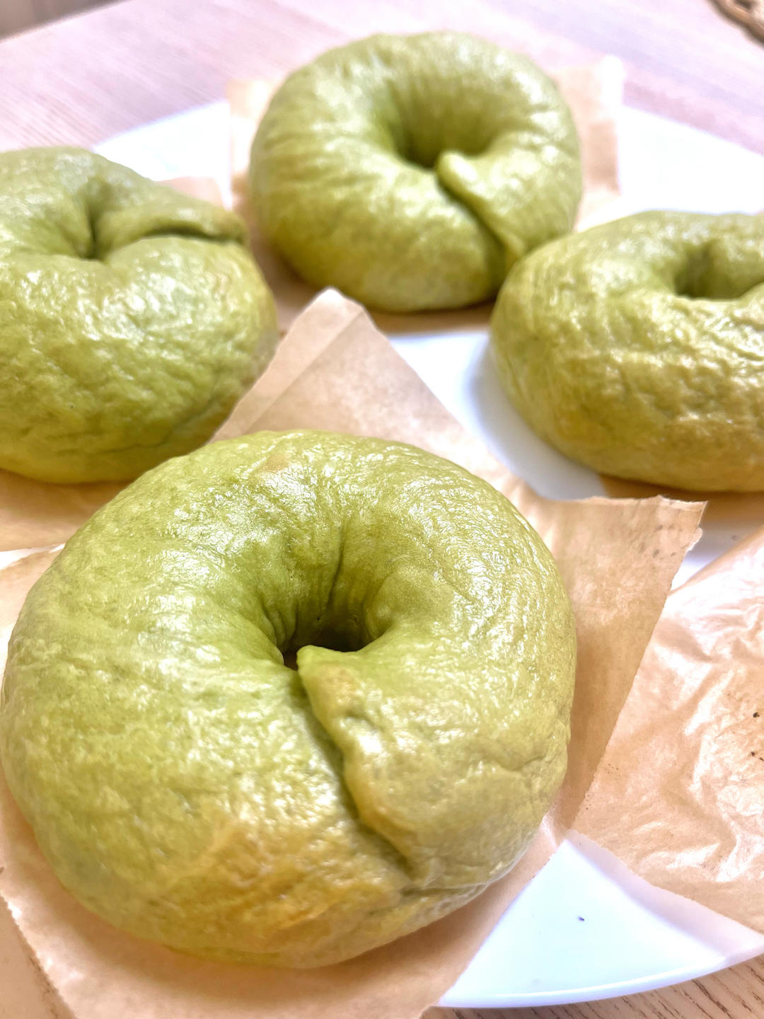 绿油油的抹茶红豆贝果