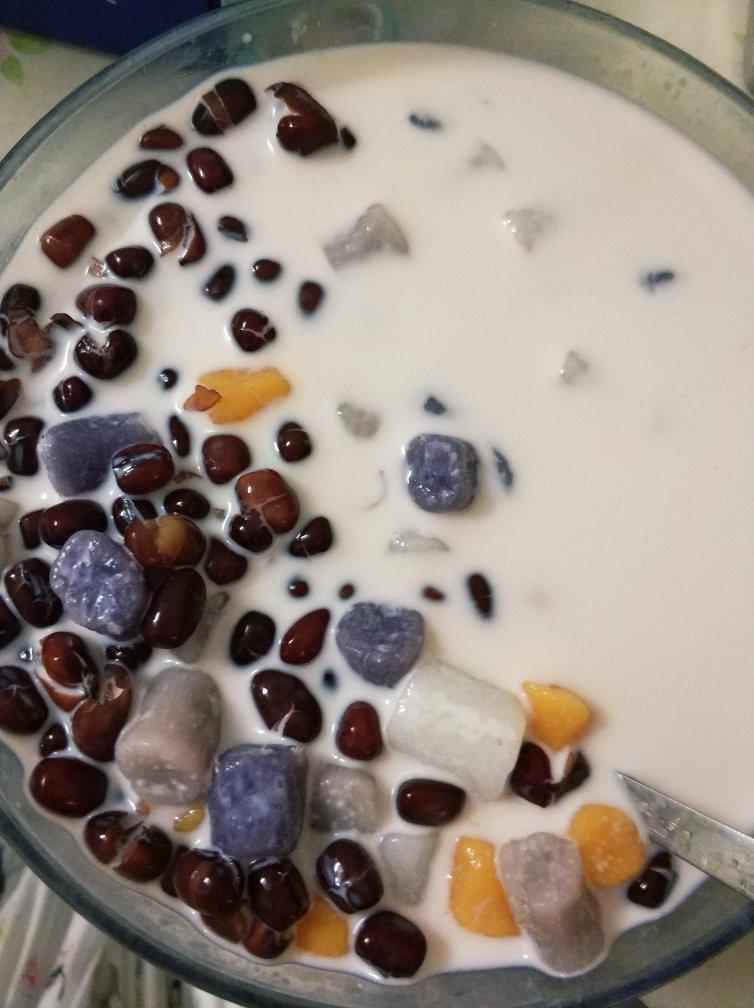 满足你的偷学欲望，“鲜芋仙”的三色芋圆在家也能轻松搞定！——三色芋圆