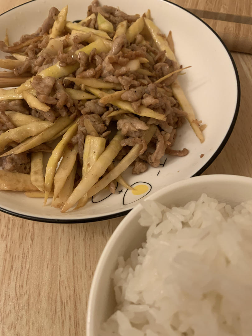 鲜嫩爽口的竹笋滑肉丝