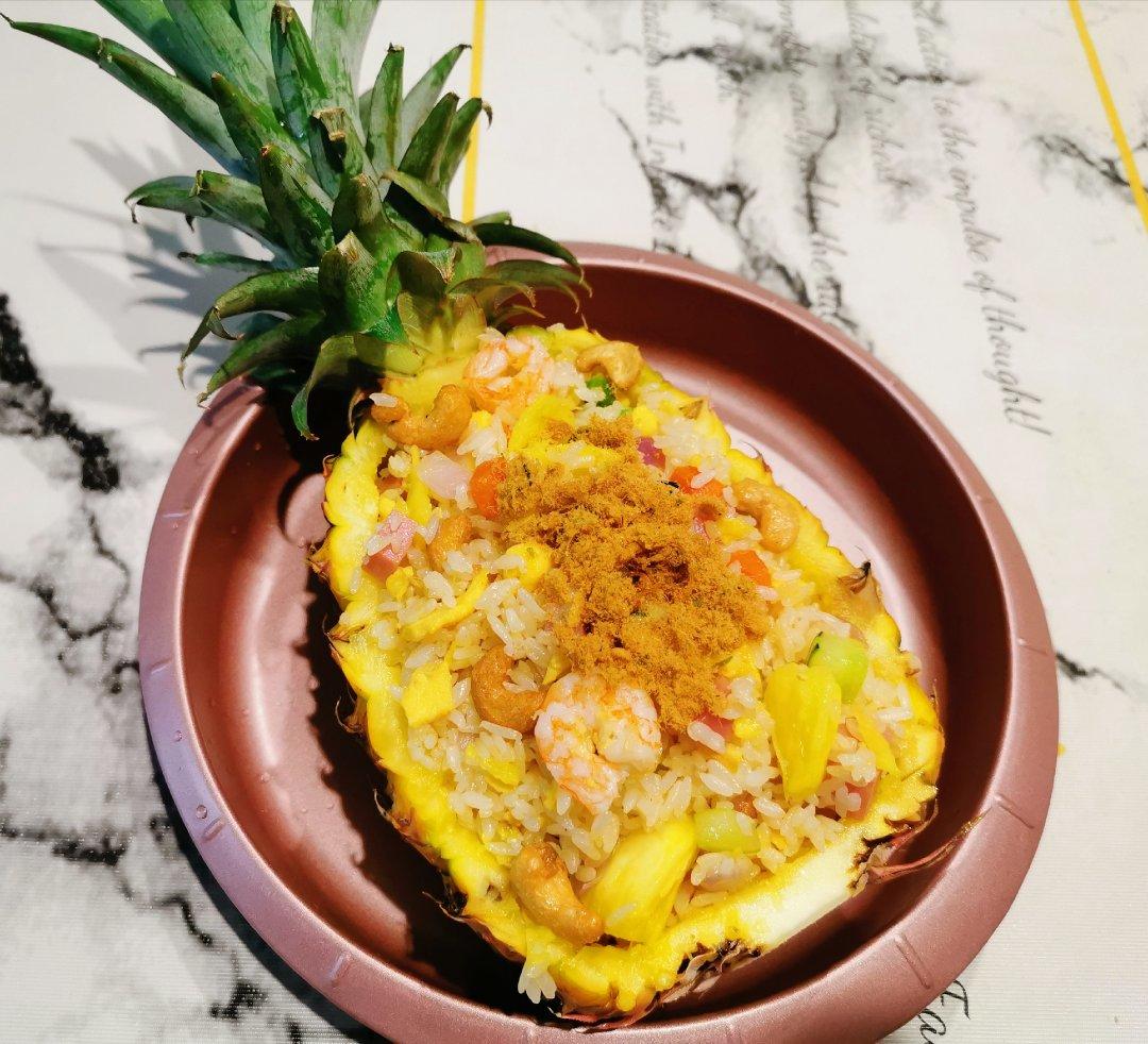虾仁菠萝炒饭