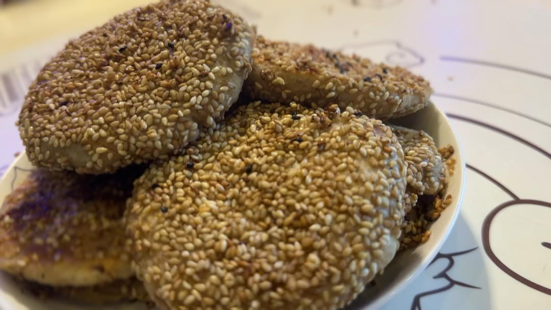 老北京麻酱烧饼 酥香可口 层次分明 附细节视频详解
