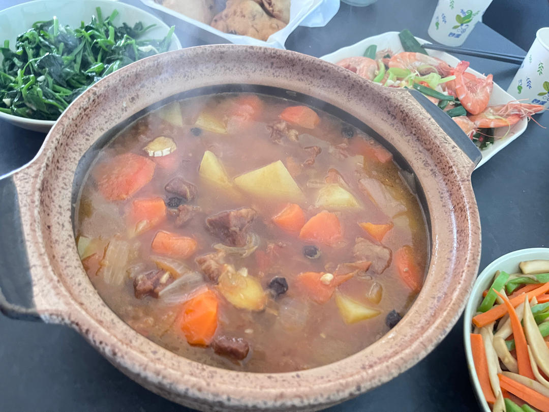 番茄土豆炖牛腩