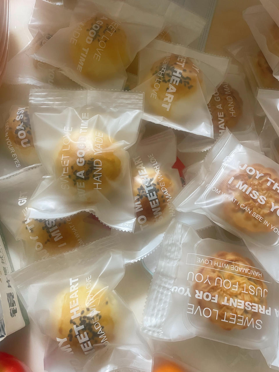 肉松麻薯蛋黄酥——(揉麻薯不烫手的小诀窍)