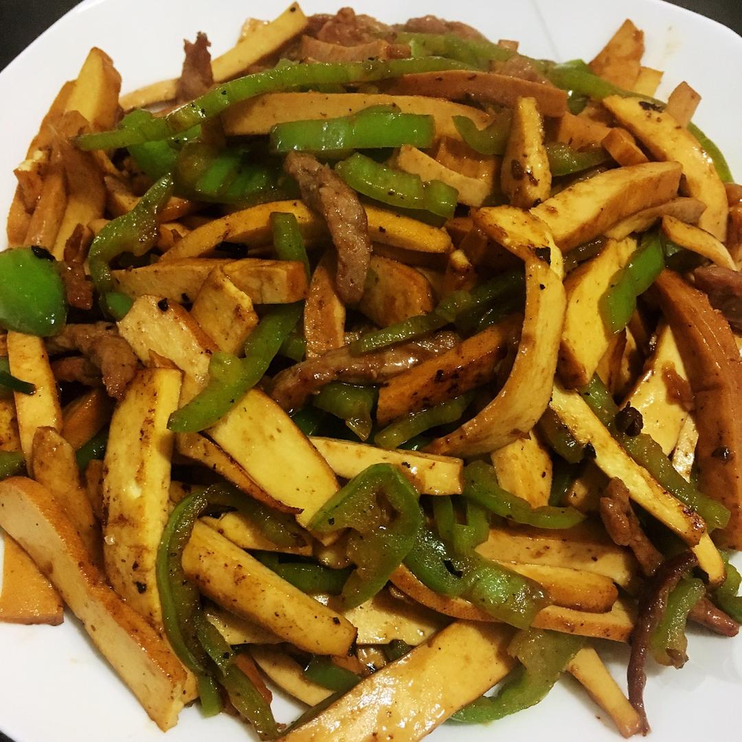 caroltiantian做的青椒干丝