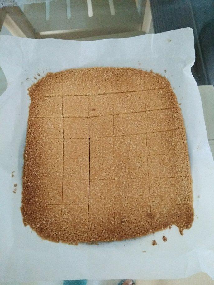 芝麻薄脆饼干，一步操作，超级简单