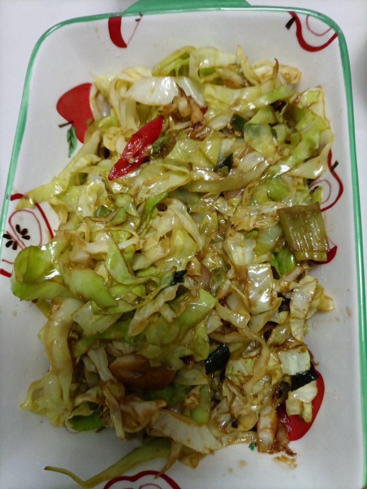 炝炒包菜丝