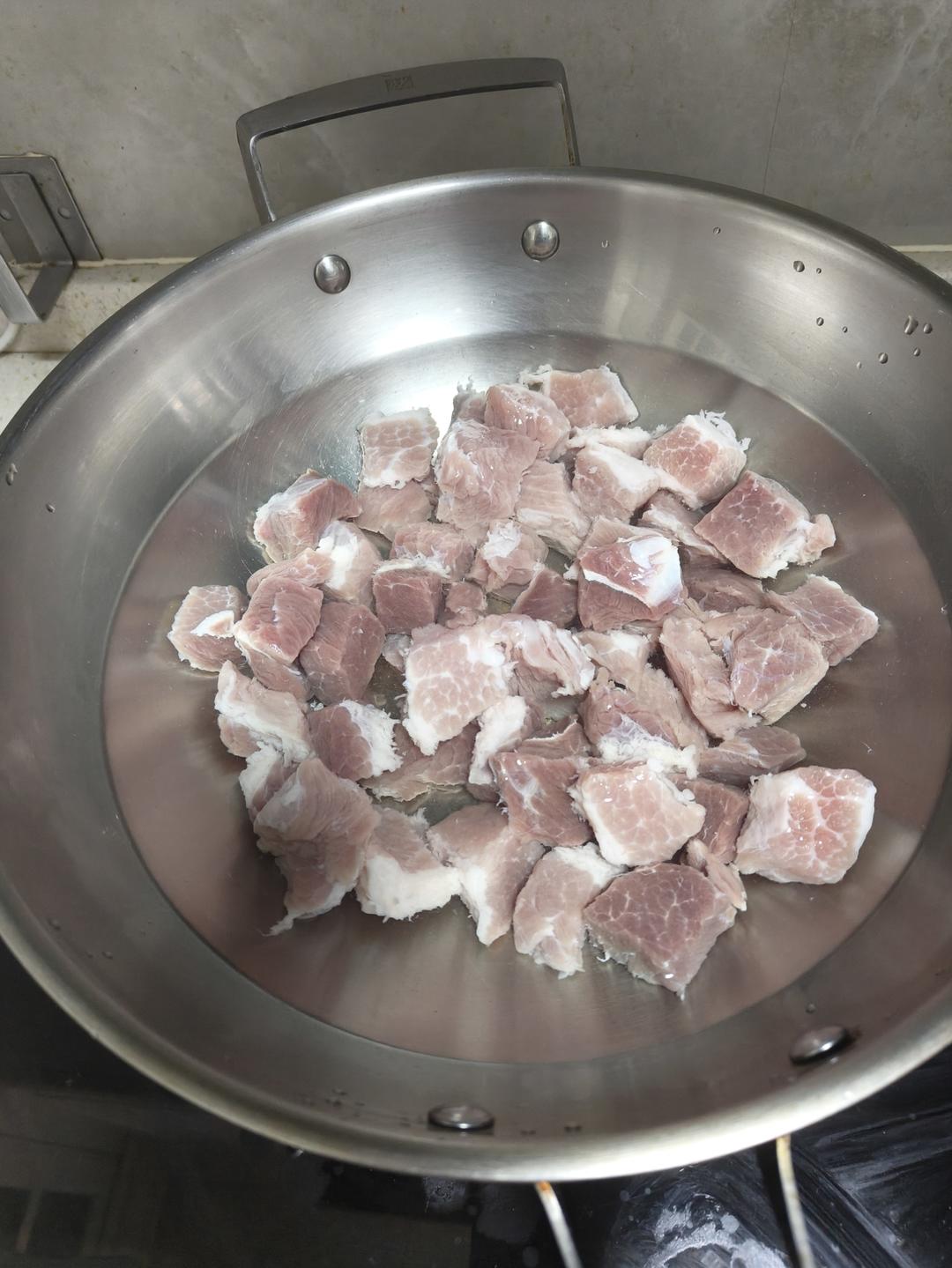 家常版的红烧肉（一点都不腻，软，糯)