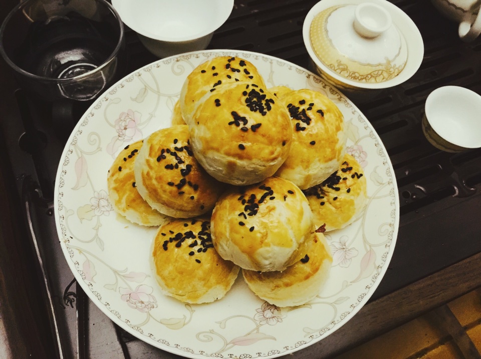 苏式榨菜鲜肉月饼