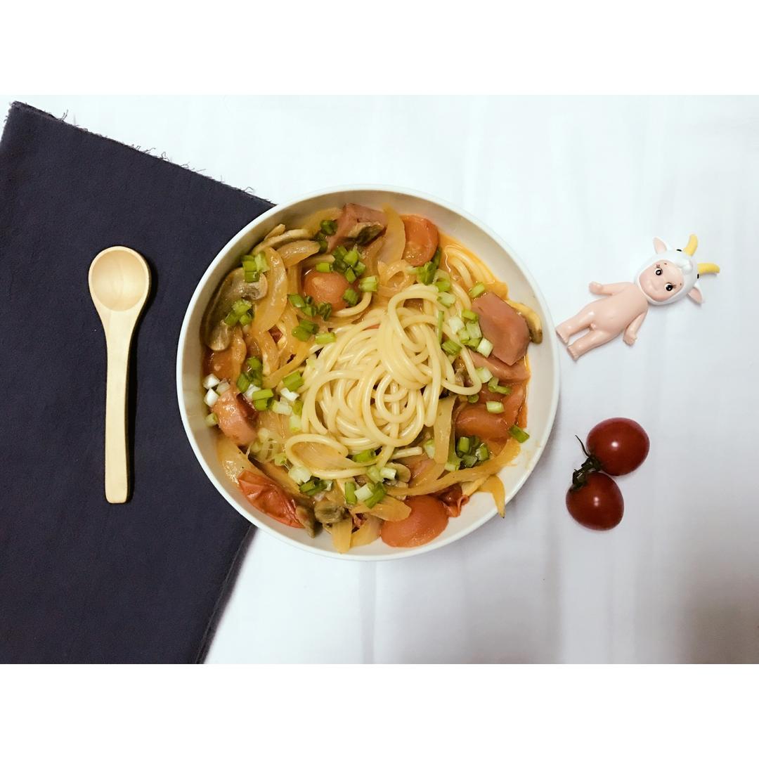 番茄火腿芝士意面