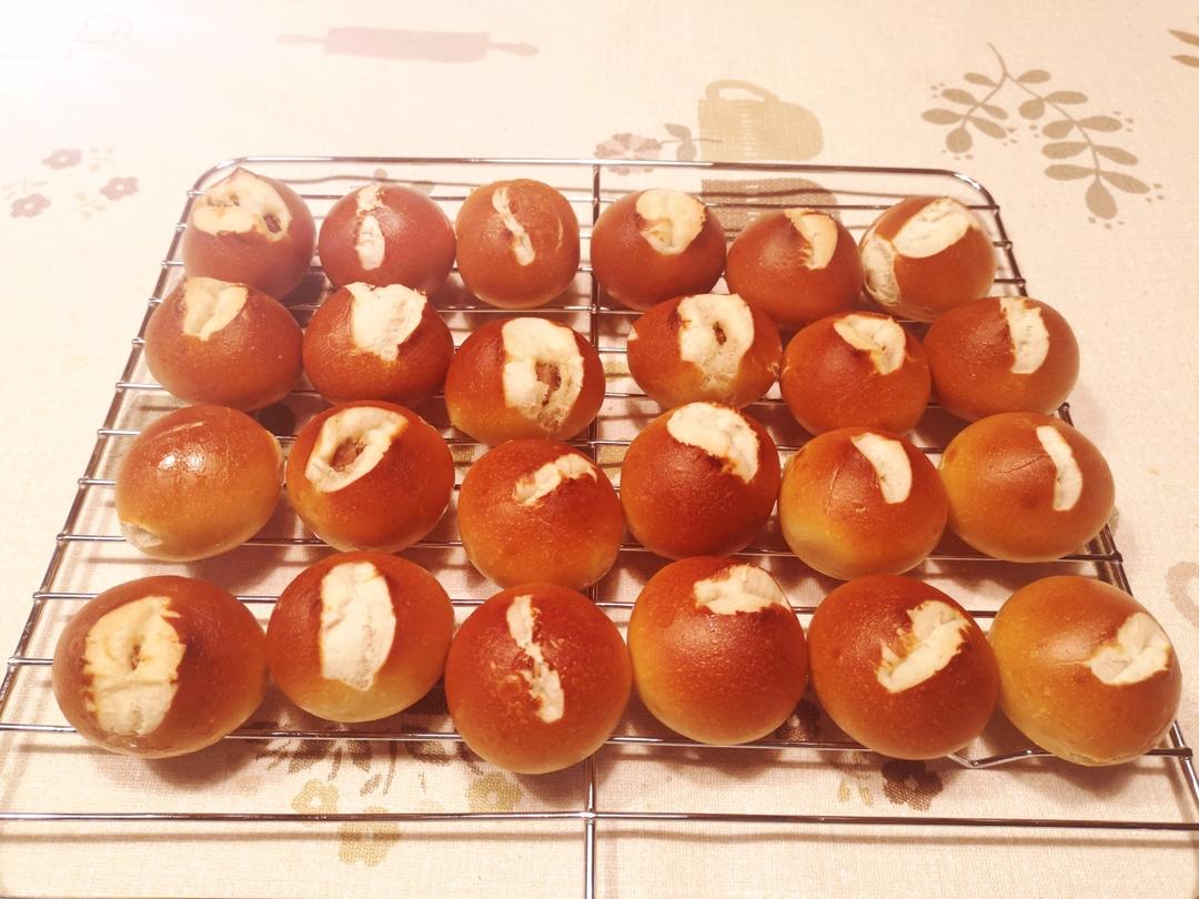 碱水小丸子（超可爱好操作的碱水面包）