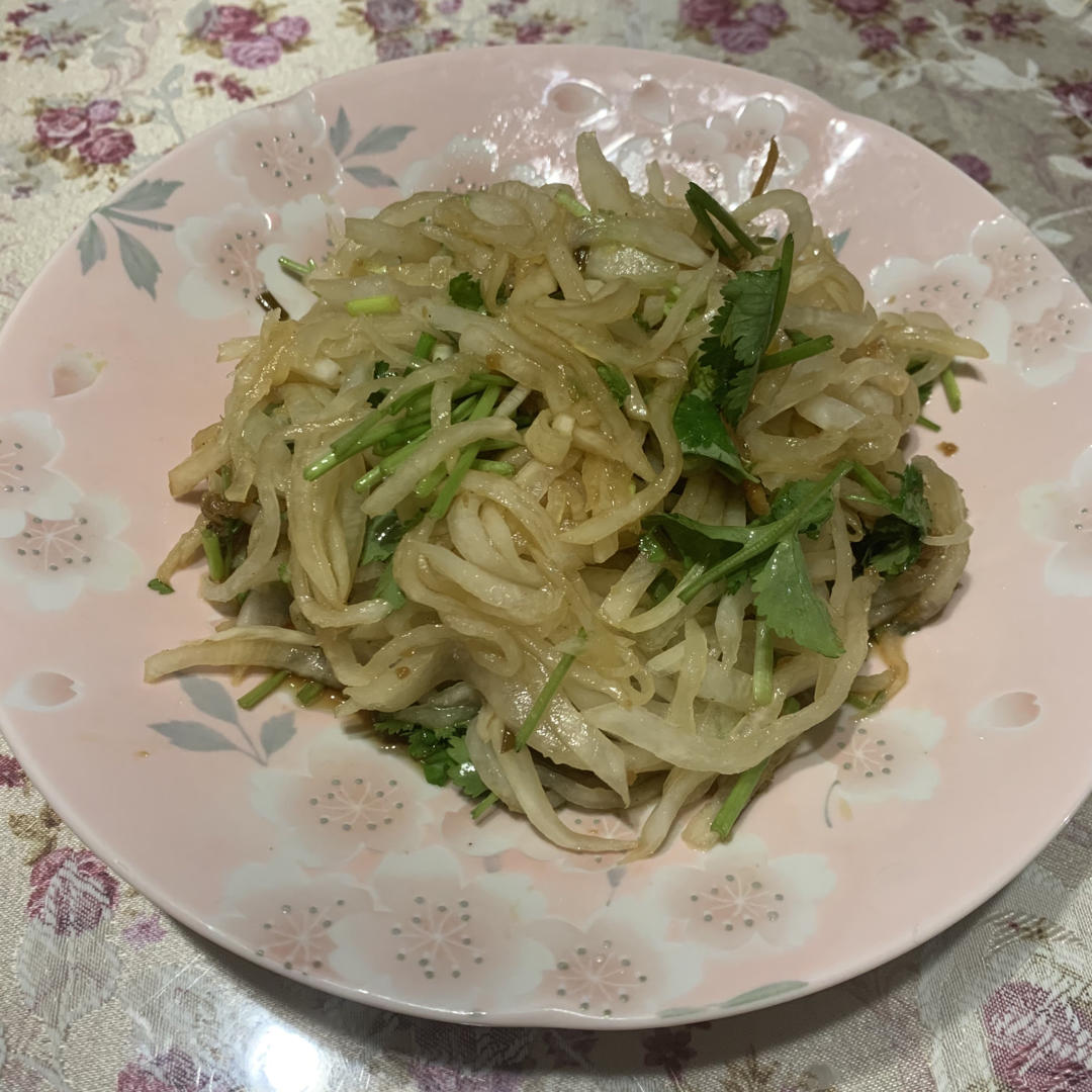 凉拌萝卜丝