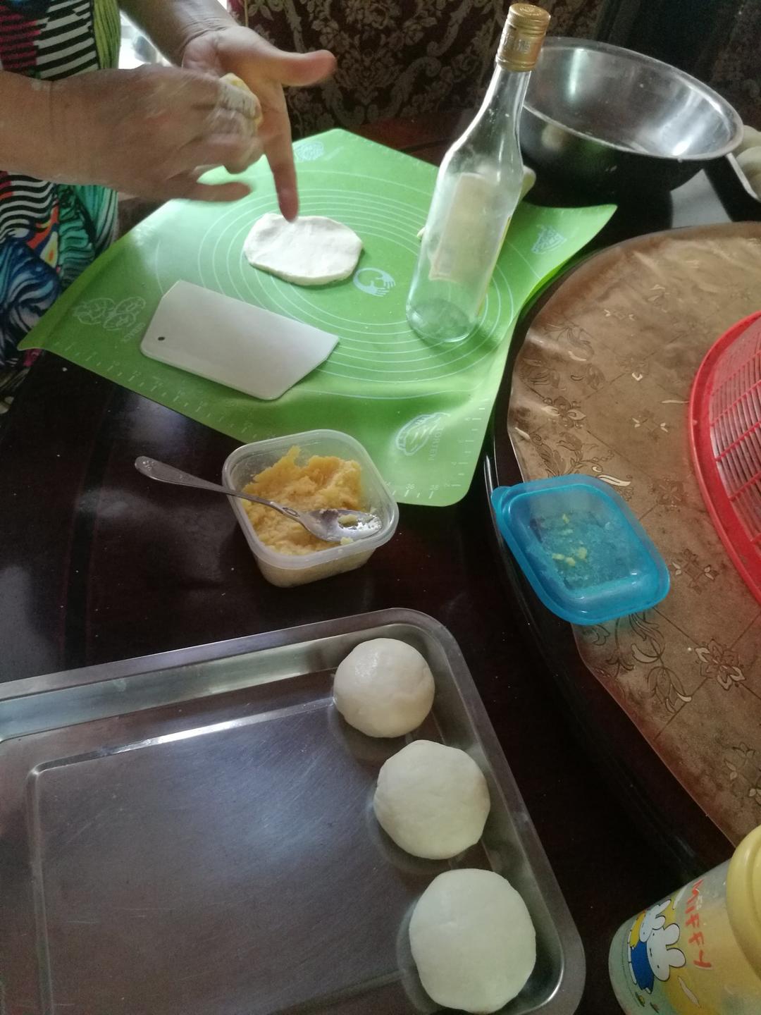 奶黄馅儿和奶黄包