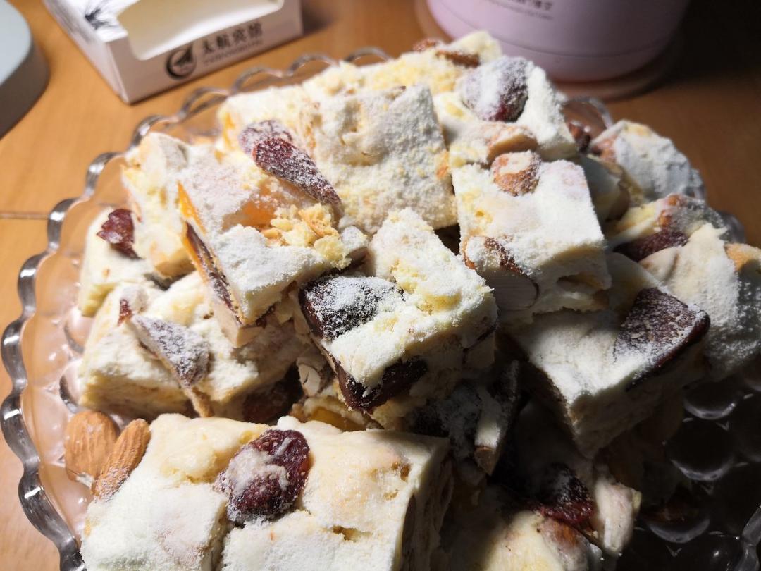 不用烤箱，超级简单的雪花酥做法！