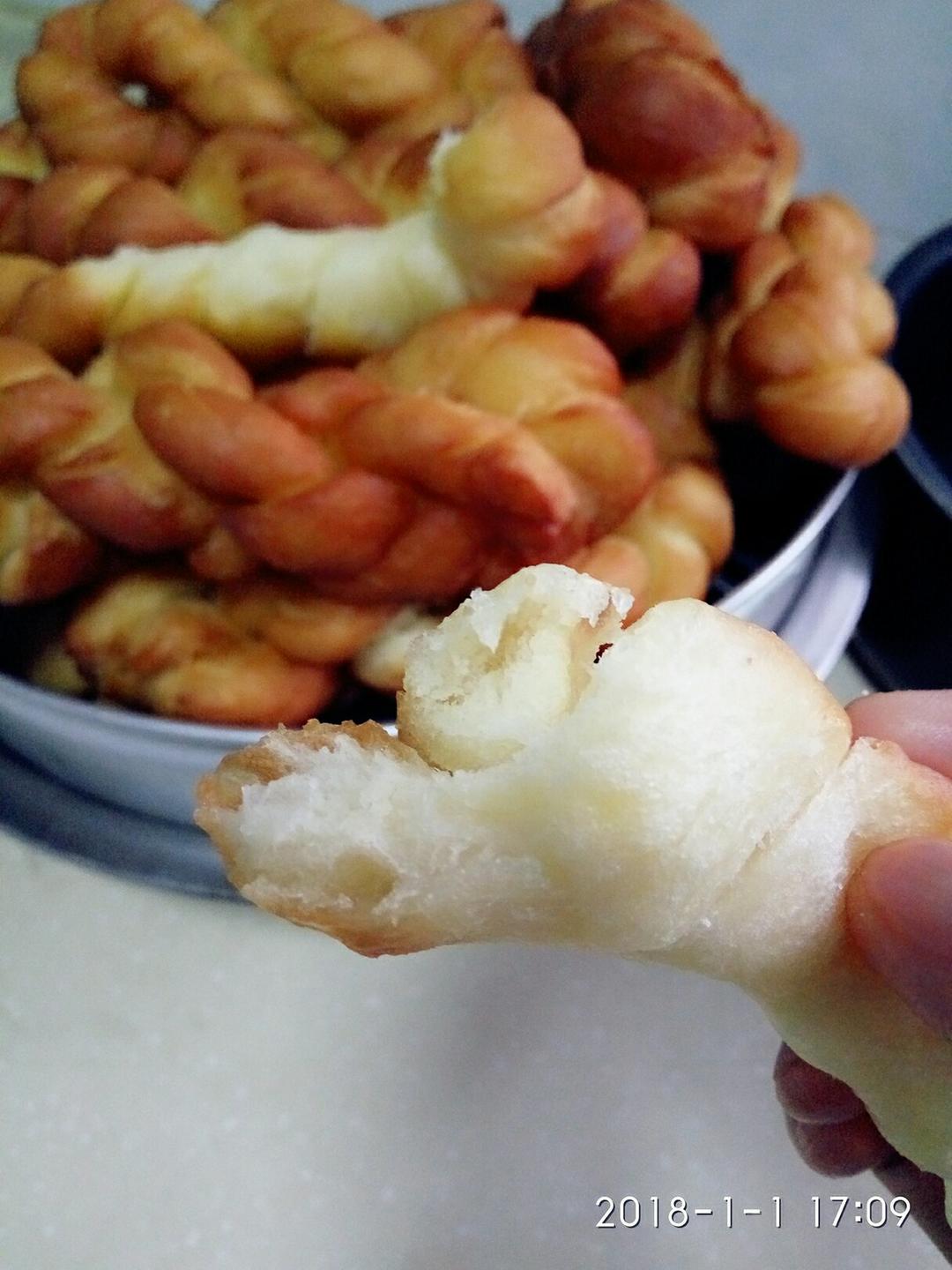 油炸松软麻花~也可以烤箱烤