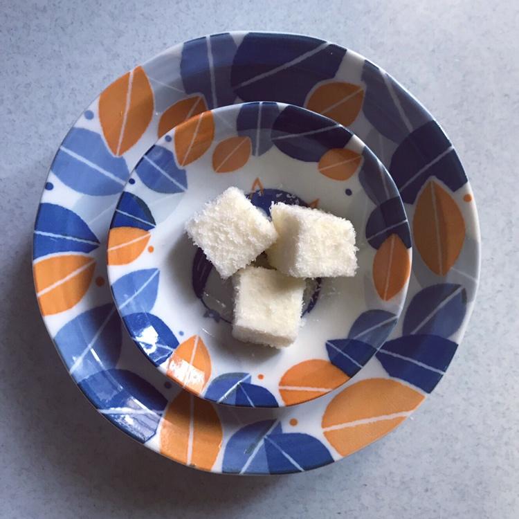 完胜85度C牛奶椰丝小方