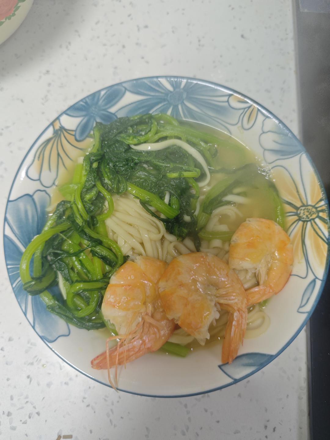 营养早餐之鲜香劲道青菜虾仁面段汤