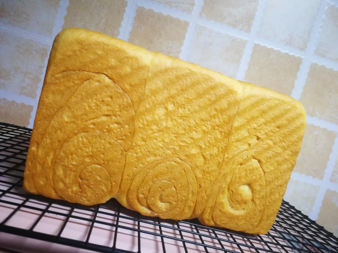 吐司，奶香手撕面包，超级香浓