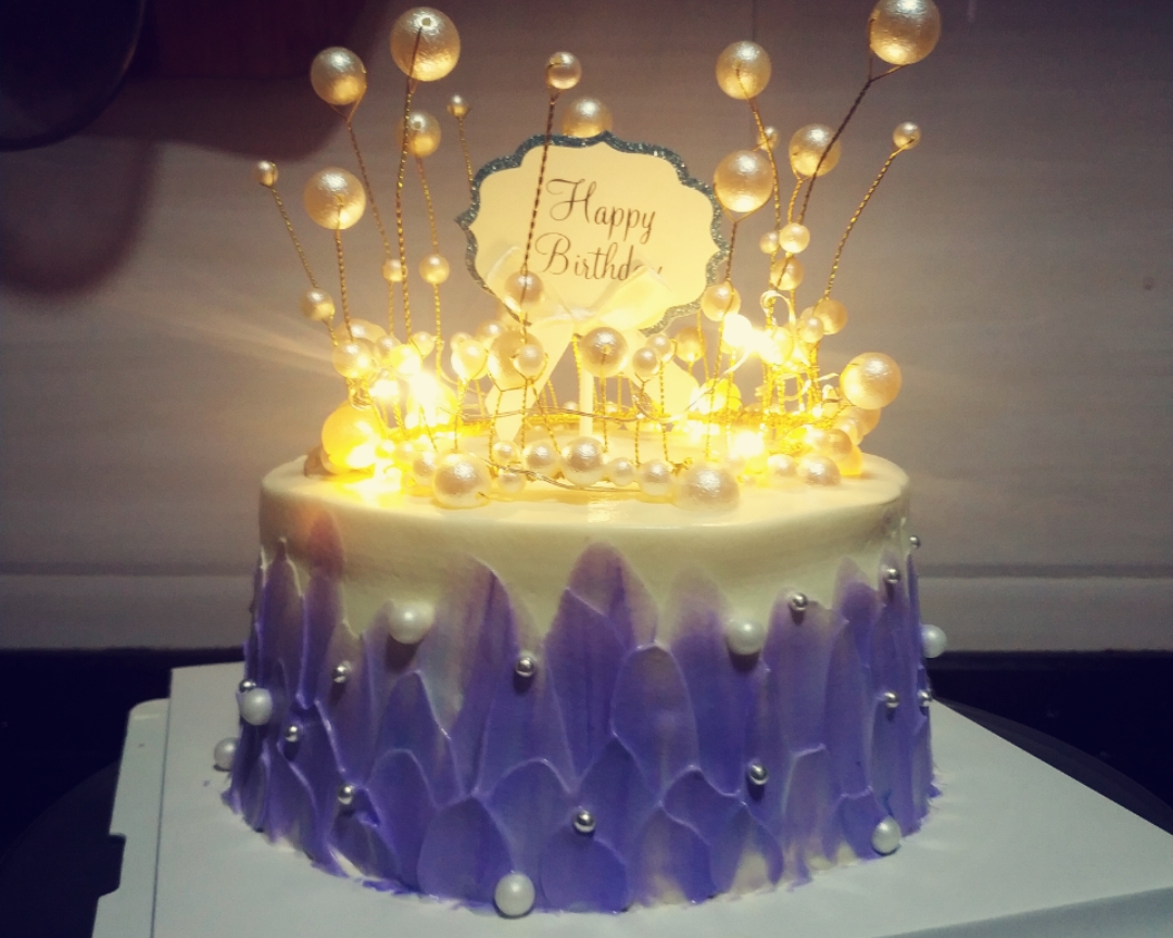 珍珠皇冠蛋糕