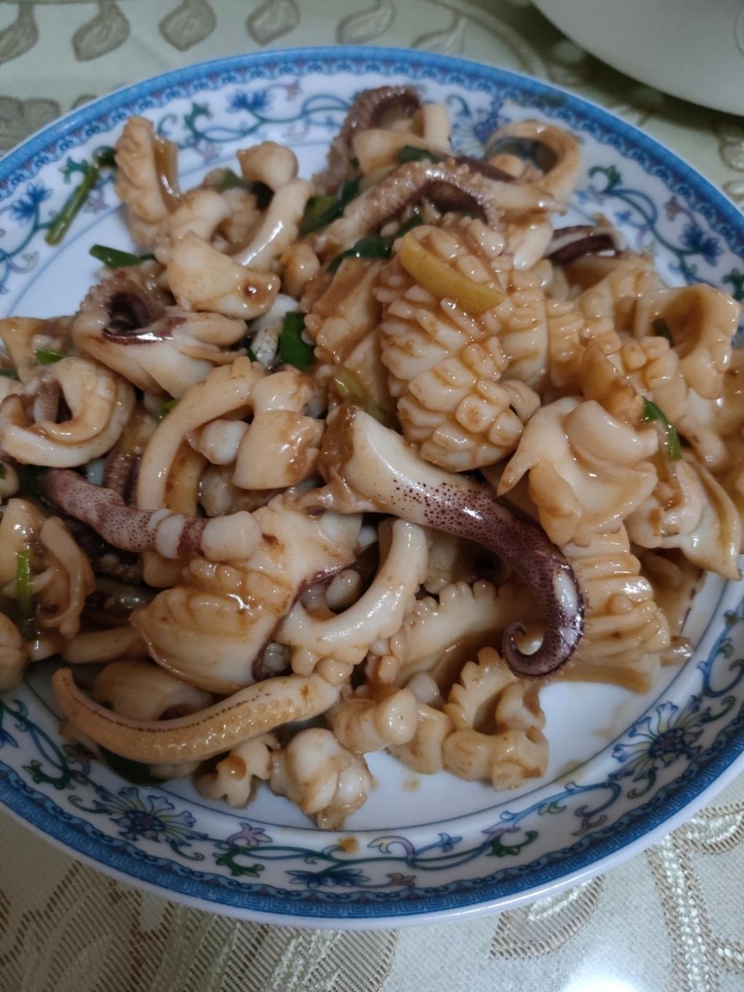 爆炒墨鱼 最好的下酒菜