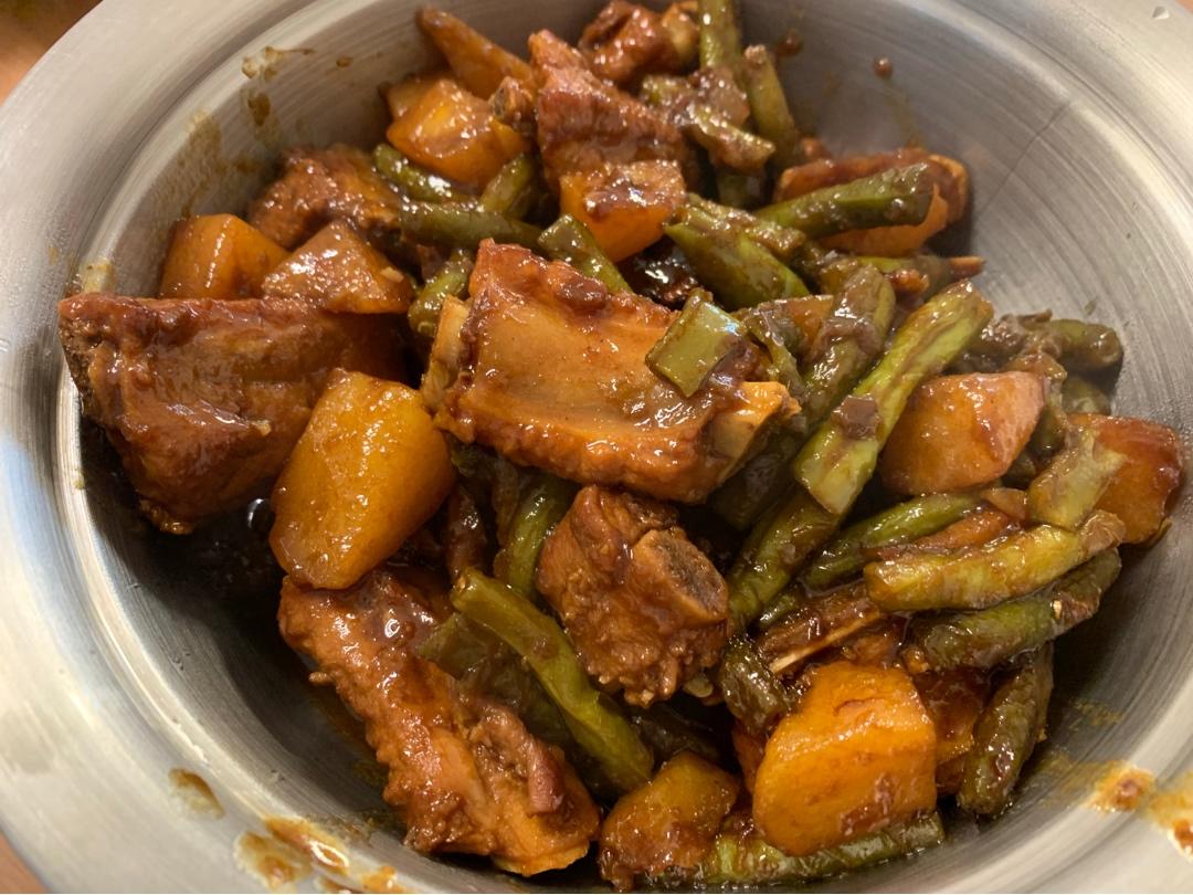 土豆炖排骨