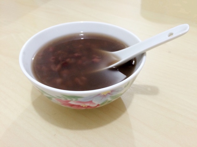 红豆薏米粥 (Red Bean and Pearl Barley Congee)
