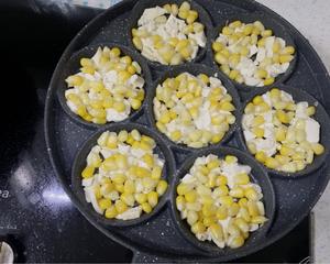 豆腐玉米粒蛋饼的做法 步骤4