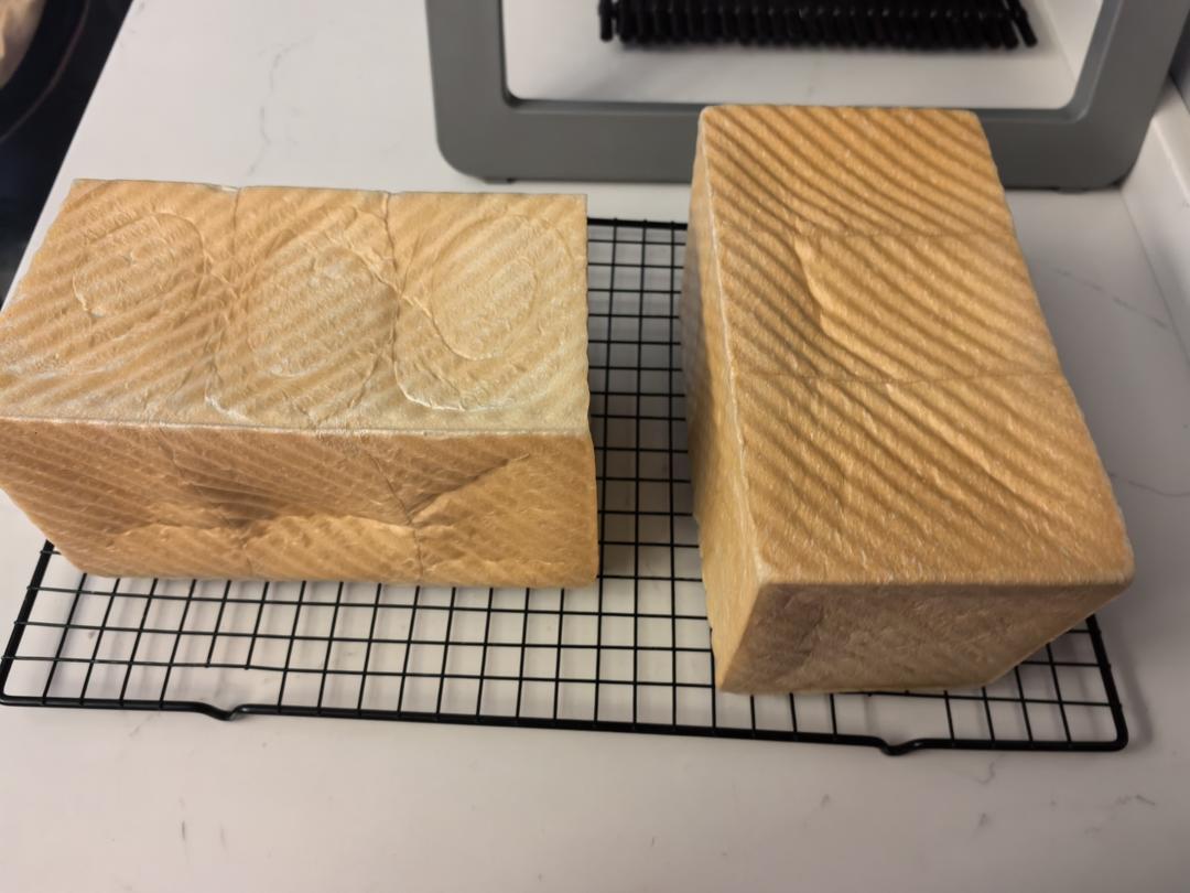 软到拿不起来的生吐司