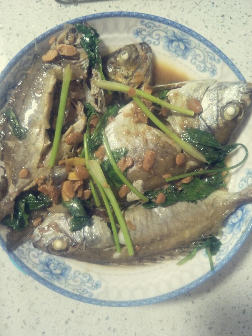 普宁豆酱煮黄花鱼