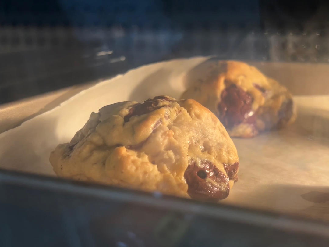 纽约Levain Bakery核桃巧克力大曲奇