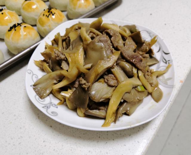 蘑菇炒肉（家常版）