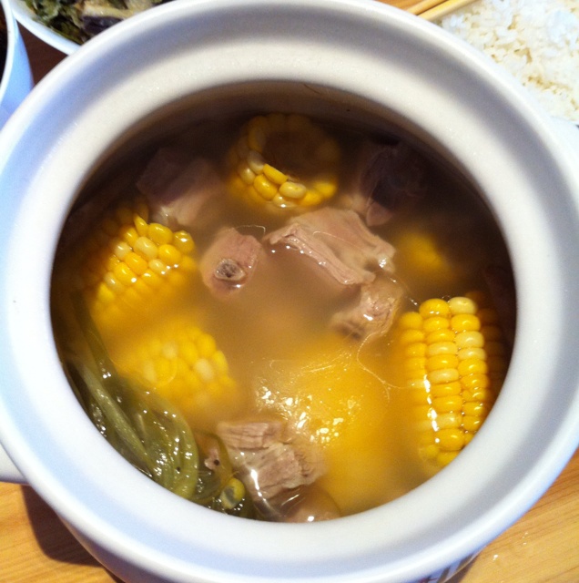 玉米排骨汤