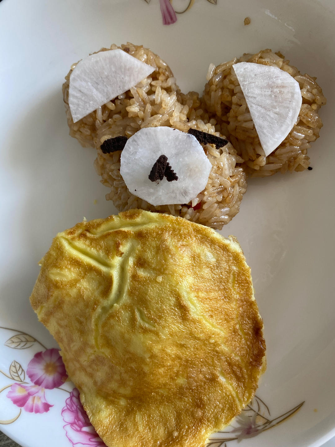 午睡的轻松熊蛋包饭