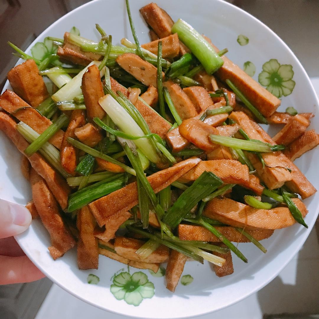 芹菜炒香干