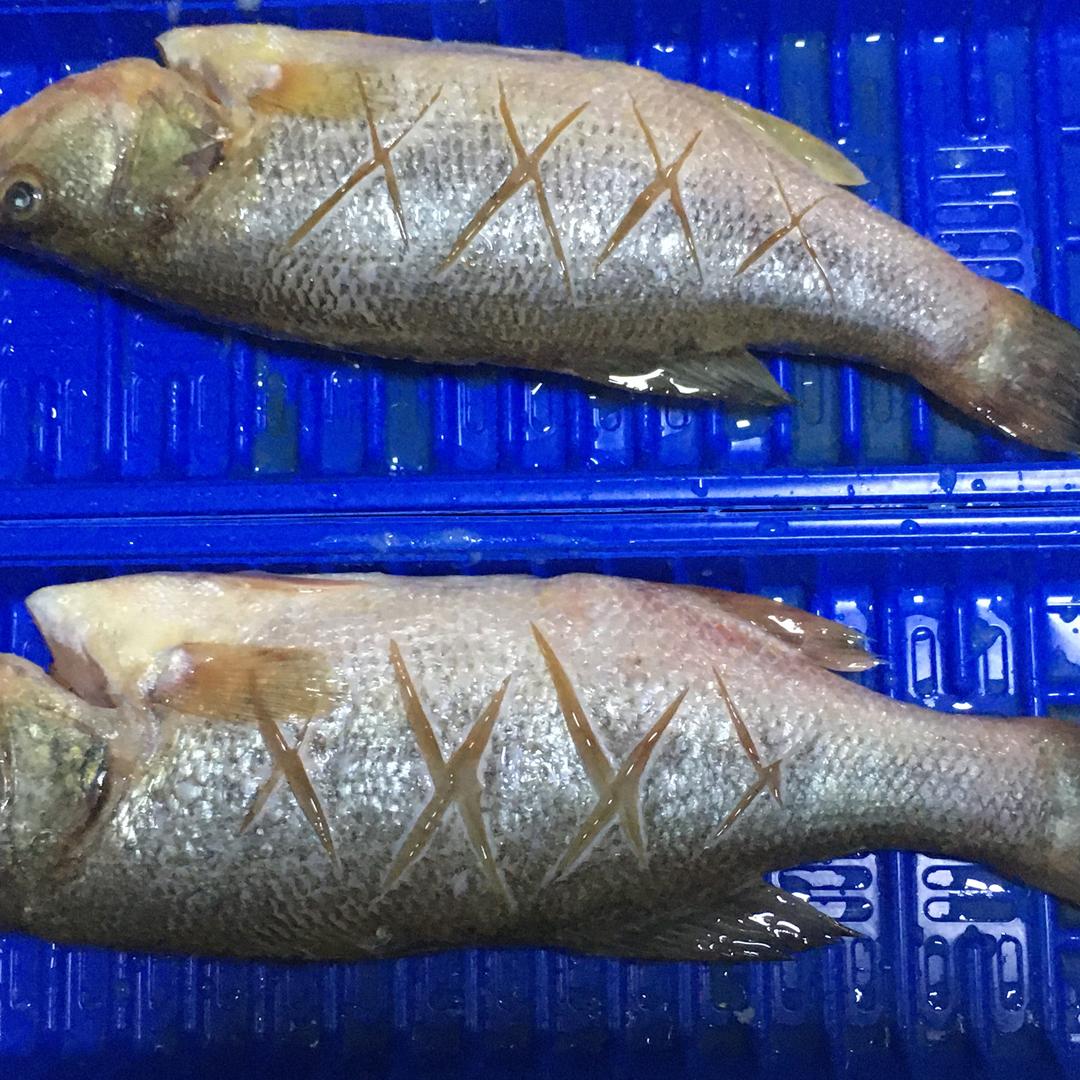 香辣甜口鱼的做法 步骤1