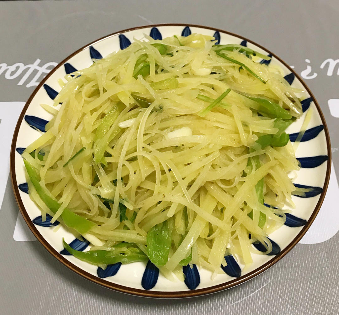 在家也能做出馆子味儿的醋溜/炝炒/酸辣土豆丝（就是那道看似简单，实则步步玄机的土豆丝）