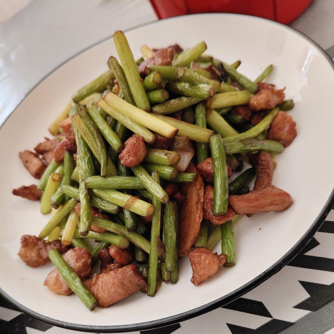 蒜苗盐煎肉