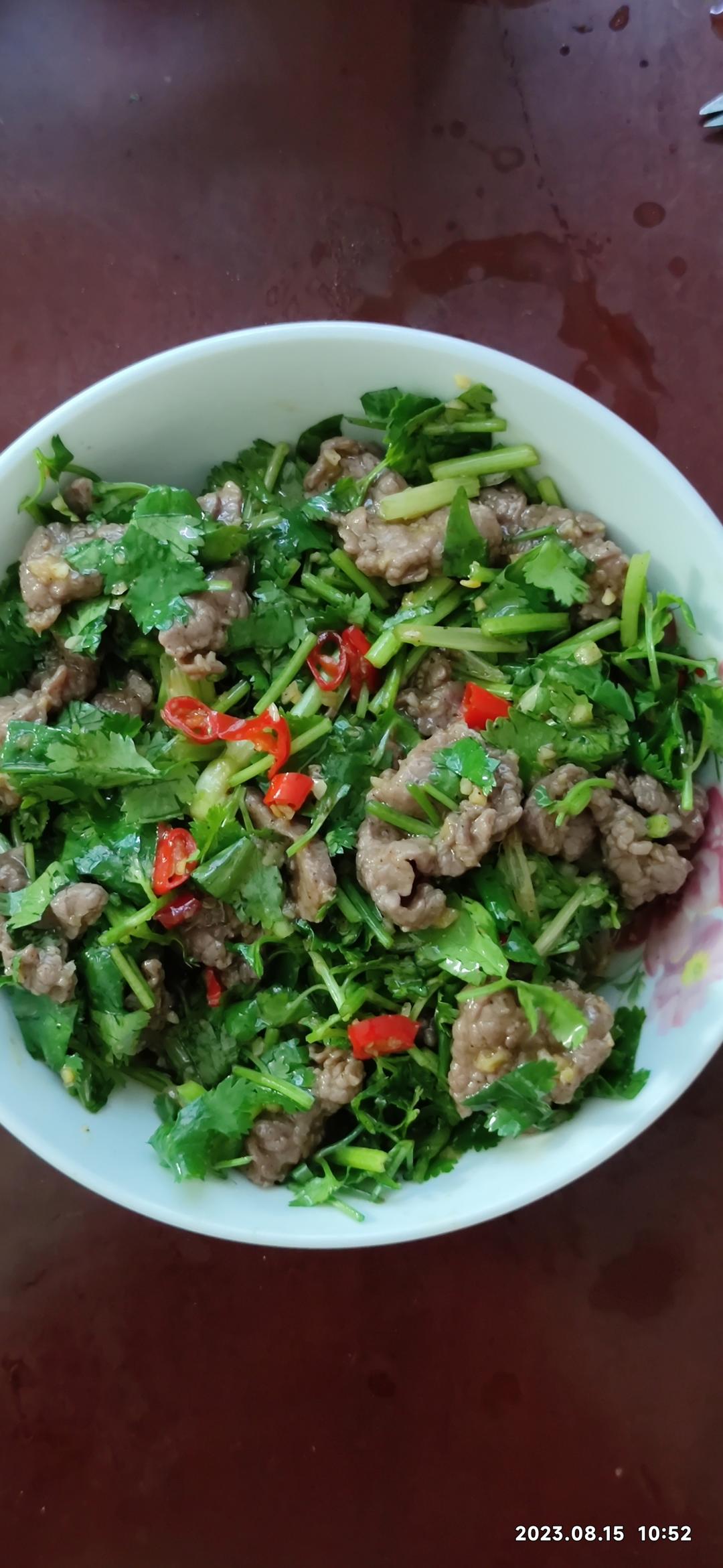 丈母娘吃了都夸的凉拌香菜牛肉