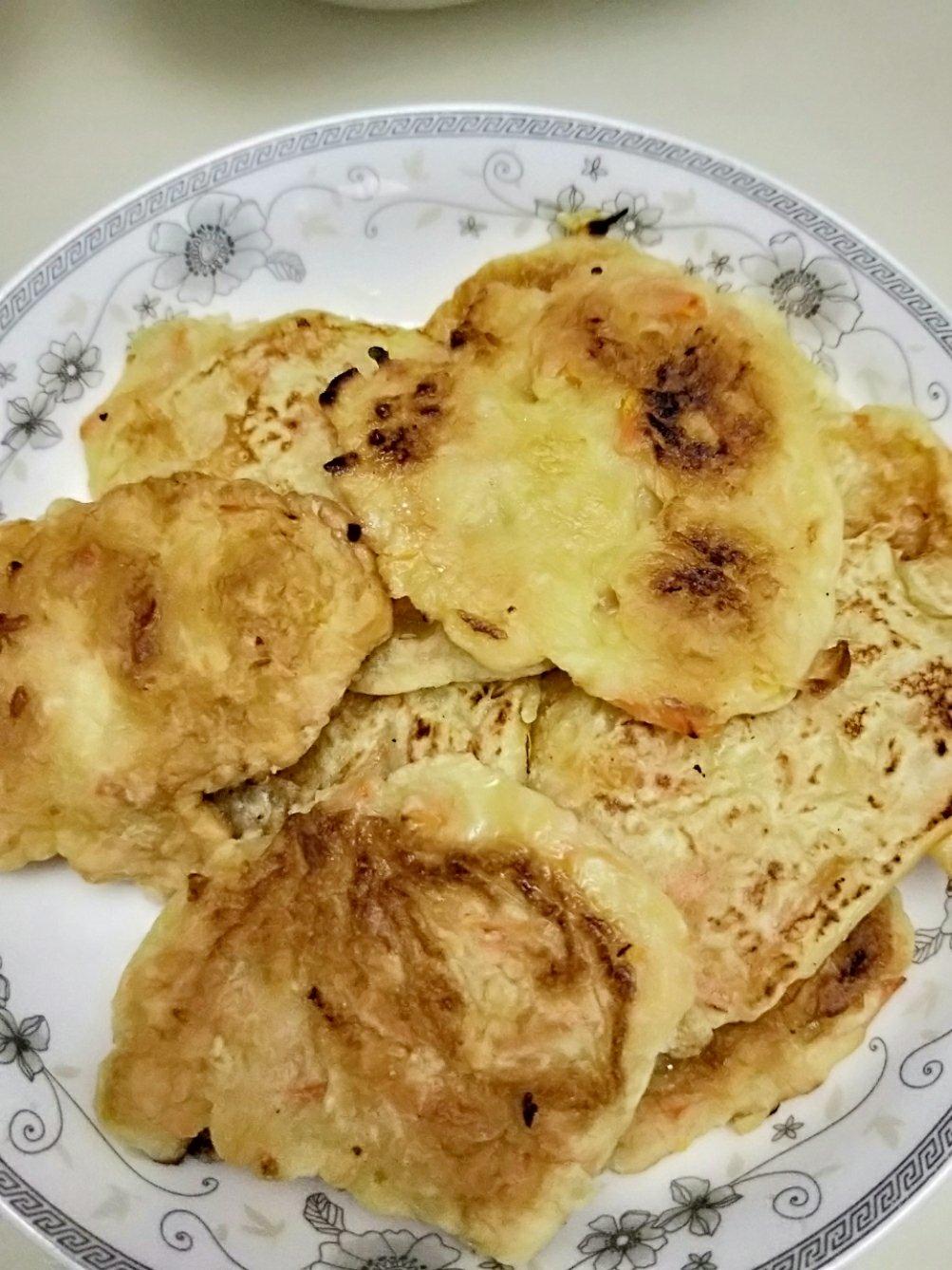 胡萝卜鸡蛋饼（宝宝辅食）