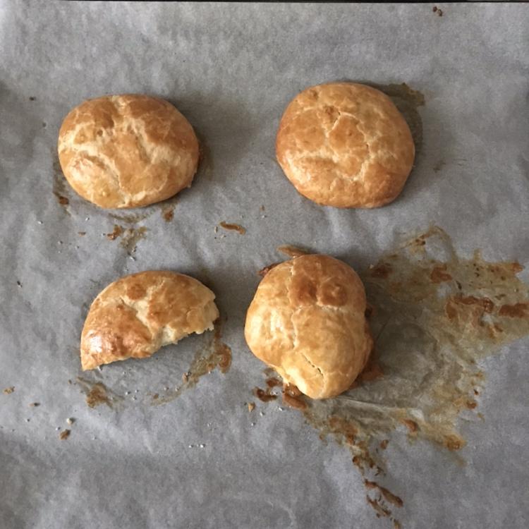 【视频】3分钟 奶油司康Scone(可能是世界上最快手的司康) 消耗淡奶油～