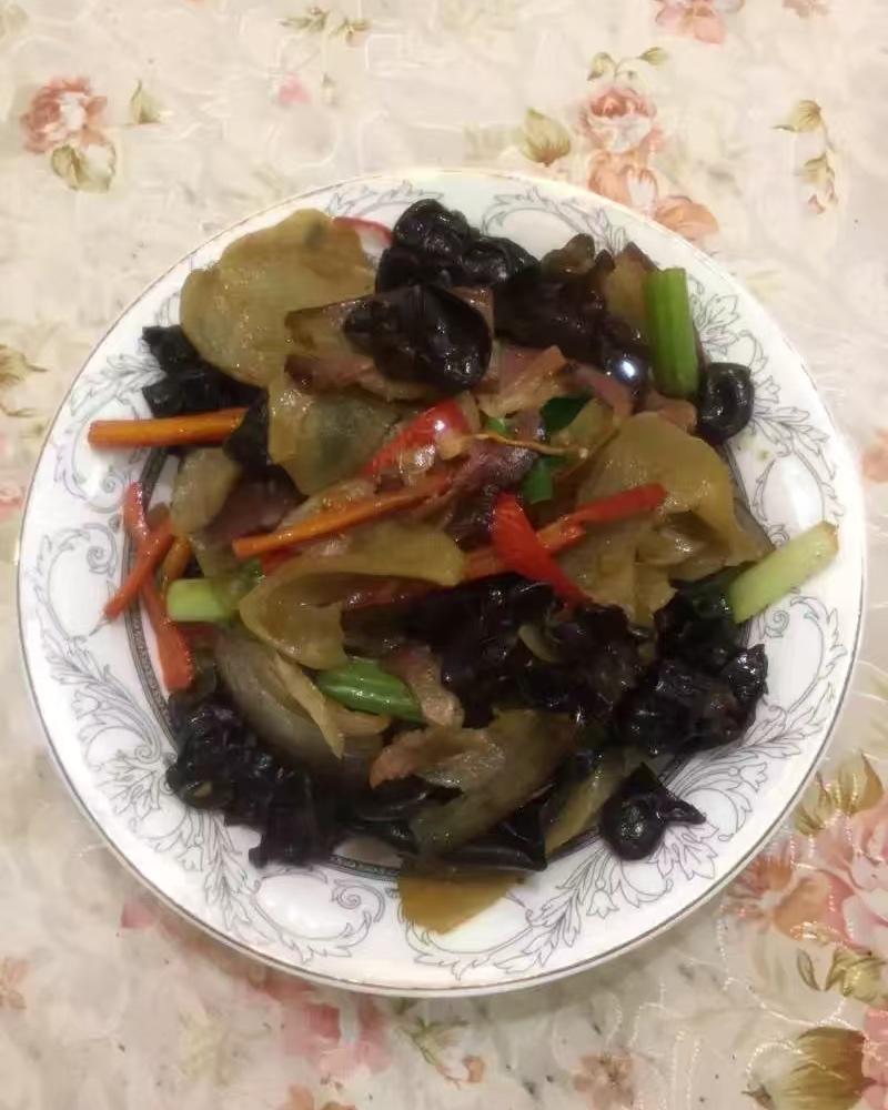 腊肉土豆片