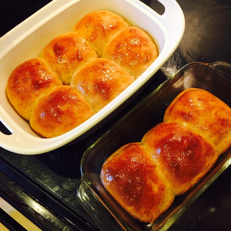 视频: 优雅烘焙第81集：蜂蜜全麦小餐包（厨师机版）
