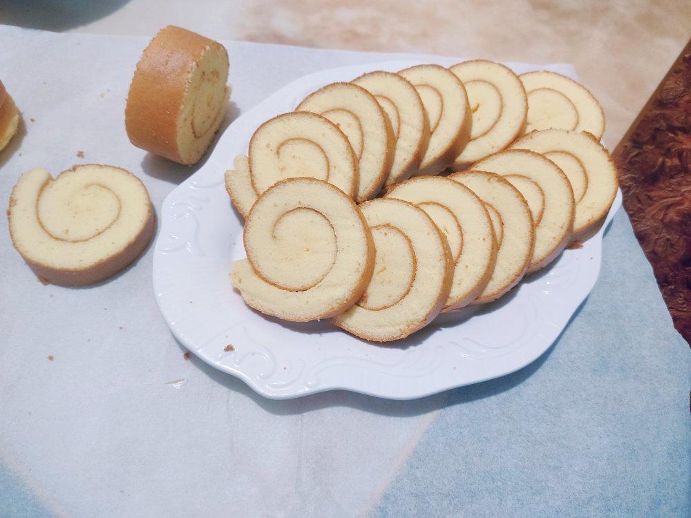 原味蛋糕卷