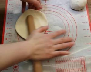 鼓大泡的鸡蛋灌饼(附煎饼酱做法)的做法 步骤8